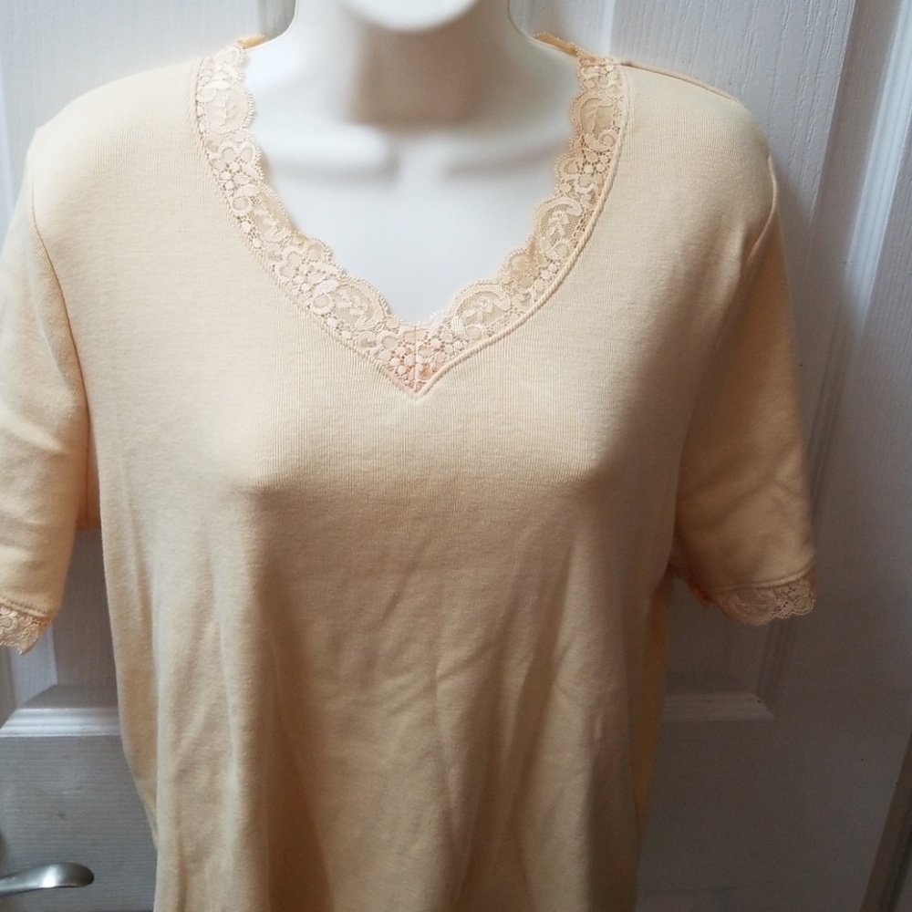 Vintage? Pale yellow T-shirt with exquisite lace